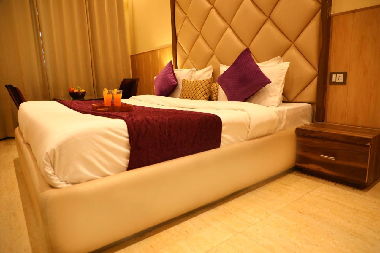 Perfectstayz Premium @Harkipauri Road Haridwār Buitenkant foto