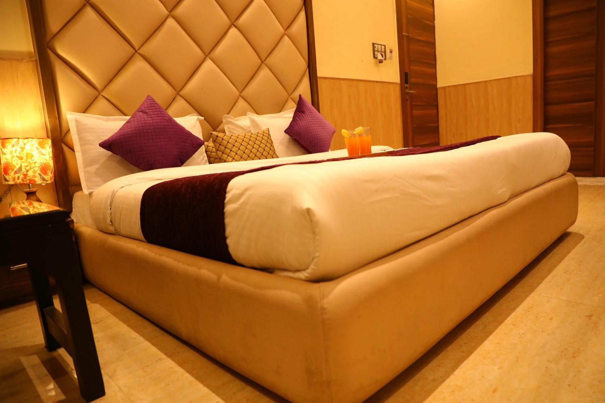 Perfectstayz Premium @Harkipauri Road Haridwār Buitenkant foto