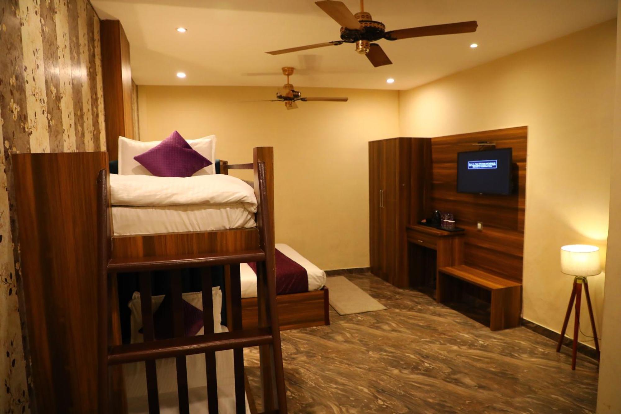 Perfectstayz Premium @Harkipauri Road Haridwār Buitenkant foto